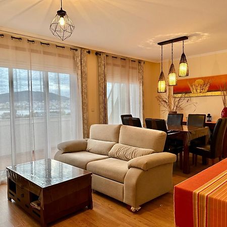 Апартаменти Atico Con Vistas A La Ria Y A Foz Баррейрос Екстер'єр фото